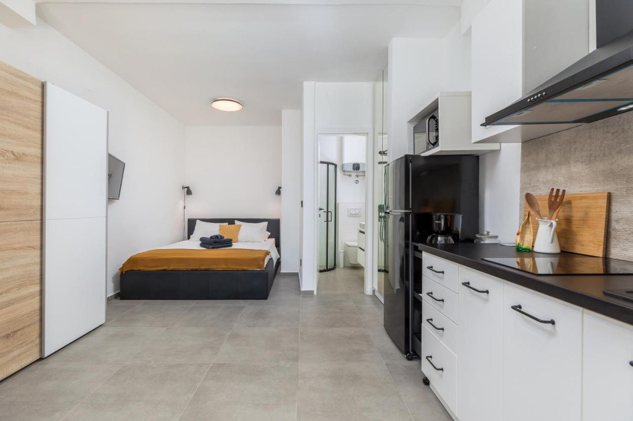 3 Minutes From The Beach: Lovely Studio Apartment Pula Exterior foto